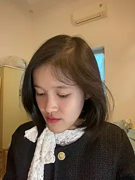 Snapshot of thithi8369 chatting on January 29, 6:22 am thithi8369 online show from January 29, 6:22 am