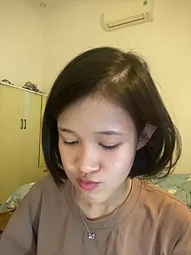 Snapshot of thithi8369 chatting on March 6, 5:57 am thithi8369 online show from March 6, 5:57 am