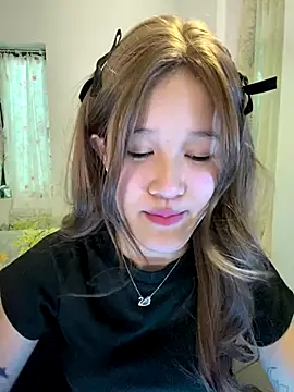 Snapshot of thithi8369 chatting on September 11, 9:20 am thithi8369 online show from September 11, 9:20 am