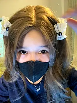 Snapshot of thithi8369 chatting on September 18, 11:29 pm thithi8369 online show from September 18, 11:29 pm