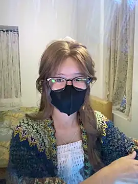 Snapshot of thithi8369 chatting on October 23, 4:28 pm thithi8369 online show from October 23, 4:28 pm