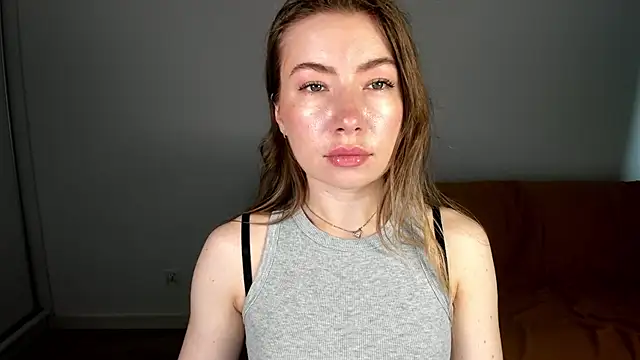 Snapshot of Mia_Tasty chatting on June 5, 6:31 am Mia Tasty online show from June 5, 6:31 am