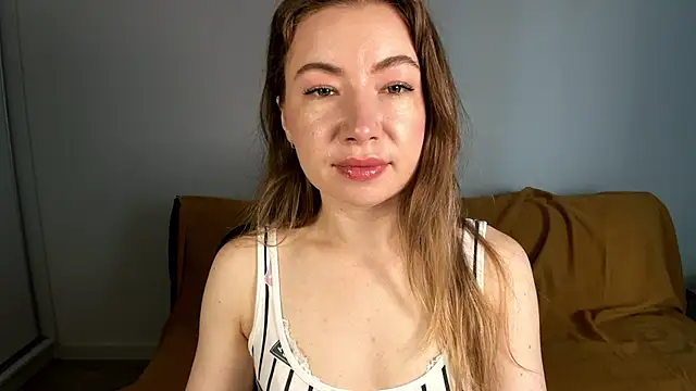 Snapshot of Mia_Tasty chatting on July 9, 6:28 am Mia Tasty online show from July 9, 6:28 am