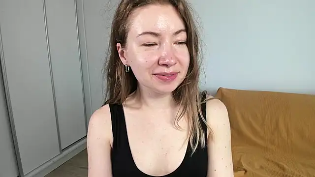 Snapshot of Mia_Tasty chatting on August 1, 6:23 am Mia Tasty online show from August 1, 6:23 am