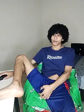 Snapshot of cardrey05 chatting on November 28, 2:14 am cardrey05 online show from November 28, 2:14 am