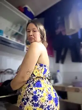 Emiily lee online show from May 21, 12:28 am