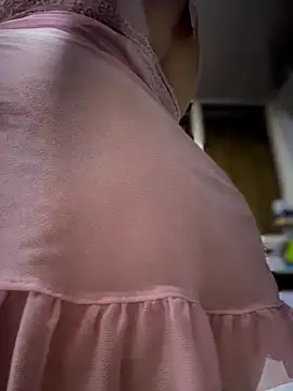 Emiily lee online show from June 2, 9:11 am