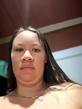Emiily lee online show from July 25, 8:56 am