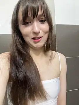 Snapshot of ashy_7999 chatting on February 15, 4:23 pm ashy 7999 online show from February 15, 4:23 pm