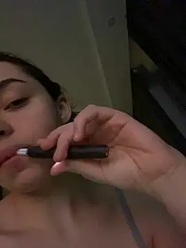 Snapshot of AnaWest chatting on January 19, 3:53 pm AnaWest online show from January 19, 3:53 pm