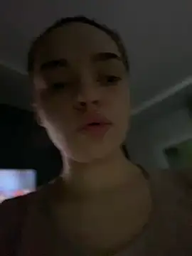 Snapshot of AnaWest chatting on February 1, 9:29 pm AnaWest online show from February 1, 9:29 pm