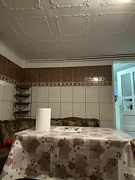 Snapshot of Emmapmg chatting on February 26, 9:05 pm Emmapmg online show from February 26, 9:05 pm