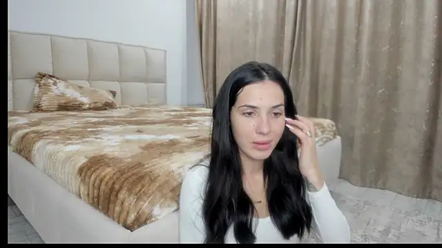 Snapshot of Emmapmg chatting on October 18, 5:03 pm Emmapmg online show from October 18, 5:03 pm