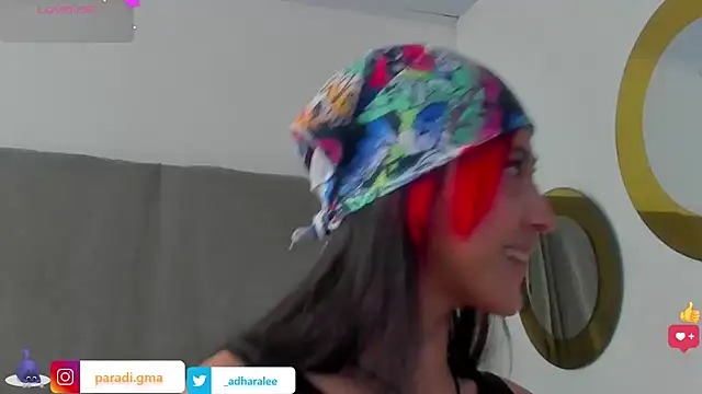 Snapshot of BonnieCute_ chatting on December 4, 11:41 am BonnieCute online show from December 4, 11:41 am