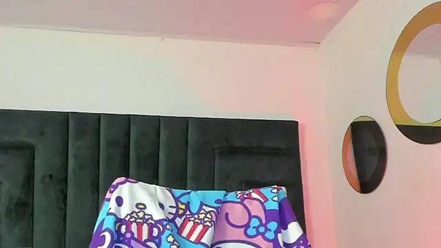 Snapshot of BonnieCute_ chatting on March 2, 11:50 am BonnieCute online show from March 2, 11:50 am