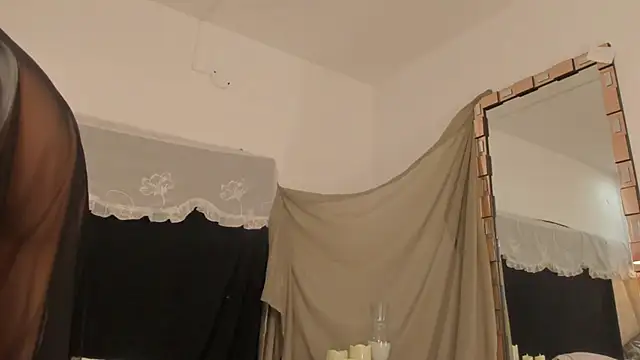 Snapshot of BonnieCute_ chatting on September 18, 12:12 am BonnieCute online show from September 18, 12:12 am