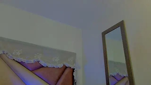 Snapshot of BonnieCute_ chatting on May 5, 11:46 pm BonnieCute online show from May 5, 11:46 pm