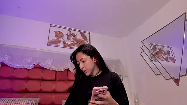 Snapshot of BonnieCute_ chatting on May 24, 12:04 am BonnieCute online show from May 24, 12:04 am