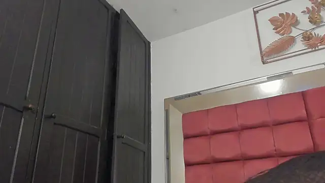 Snapshot of BonnieCute_ chatting on July 12, 12:56 am BonnieCute online show from July 12, 12:56 am