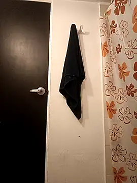 Alona Evans online show from February 14, 4:09 pm