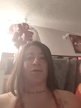 Snapshot of Alona_Evans chatting on July 16, 8:15 pm Alona Evans online show from July 16, 8:15 pm