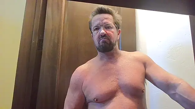 sluttydylan online show from October 22, 8:52 pm