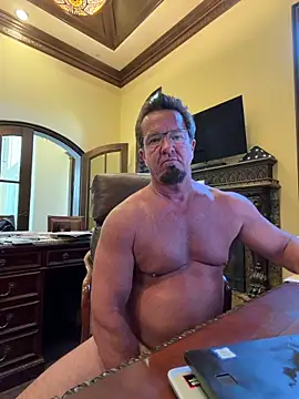 sluttydylan online show from June 9, 6:19 pm