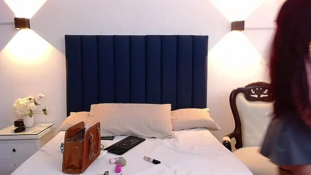 Snapshot of KattaGoez chatting on February 28, 1:14 pm KattaGoez online show from February 28, 1:14 pm