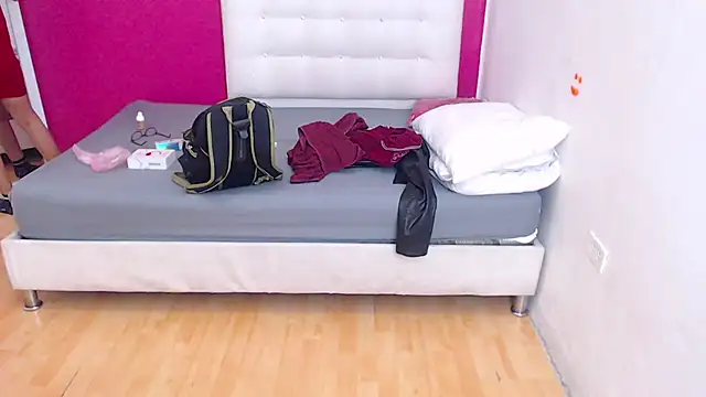 nextdoor fantasy1 online show from February 14, 8:48 pm