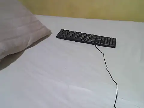 Snapshot of Quincy_joyy chatting on May 27, 8:33 am Quincy joyy online show from May 27, 8:33 am