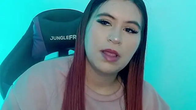 Snapshot of cata__gutierrez_ chatting on June 2, 4:36 am cata gutierrez online show from June 2, 4:36 am