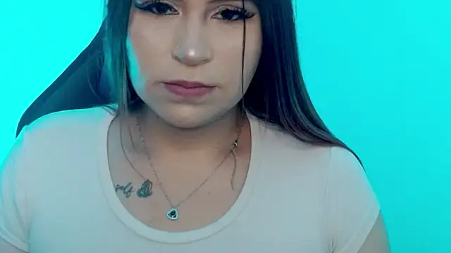 Snapshot of cata__gutierrez_ chatting on July 8, 3:55 am cata gutierrez online show from July 8, 3:55 am