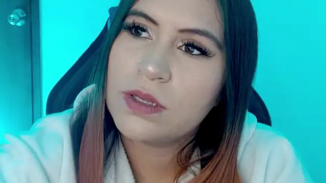 Snapshot of cata__gutierrez_ chatting on July 26, 5:04 am cata gutierrez online show from July 26, 5:04 am