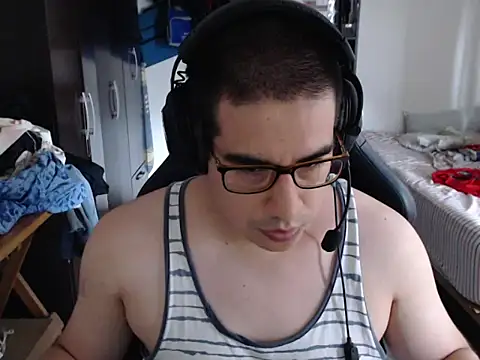 thealfawolf01 online show from February 7, 7:50 pm