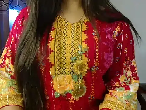 Snapshot of Unlucky-flowers chatting on February 8, 4:36 am Unlucky-flowers online show from February 8, 4:36 am