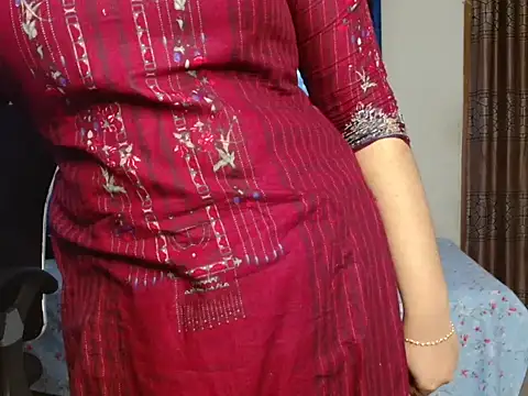 Snapshot of Unlucky-flowers chatting on November 23, 8:58 am Unlucky-flowers online show from November 23, 8:58 am