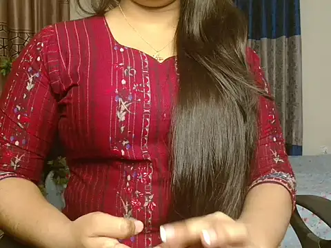 Snapshot of Unlucky-flowers chatting on November 24, 12:27 pm Unlucky-flowers online show from November 24, 12:27 pm