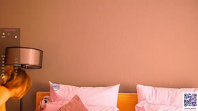 Snapshot of PannaDakota chatting on January 17, 12:21 pm PannaDakota online show from January 17, 12:21 pm