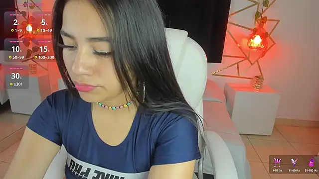 Megan Thompsonn online show from March 15, 1:07 pm