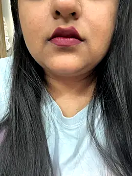 smile pretty online show from October 11, 9:24 pm