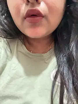 smile pretty online show from March 2, 8:59 pm