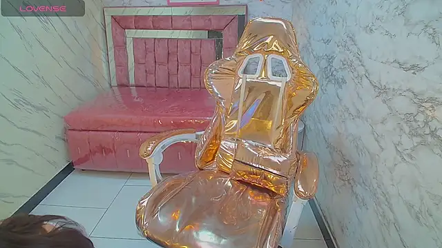  Emily v online show from March 8, 9:40 pm