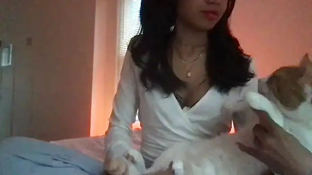 loveofbea online show from May 5, 1:08 pm