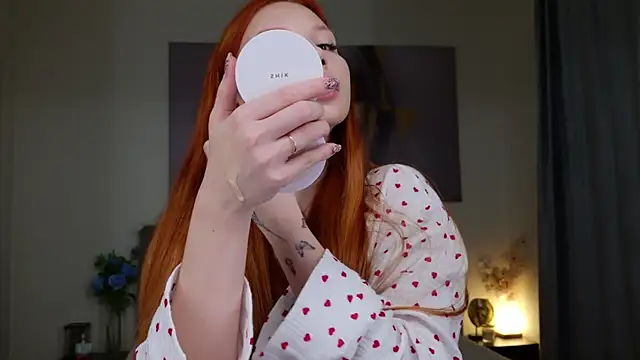 Snapshot of JudyWalkerr chatting on September 28, 1:49 pm JudyWalkerr online show from September 28, 1:49 pm