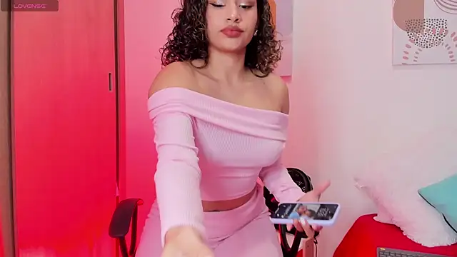 SeleneClark online show from February 10, 3:32 pm