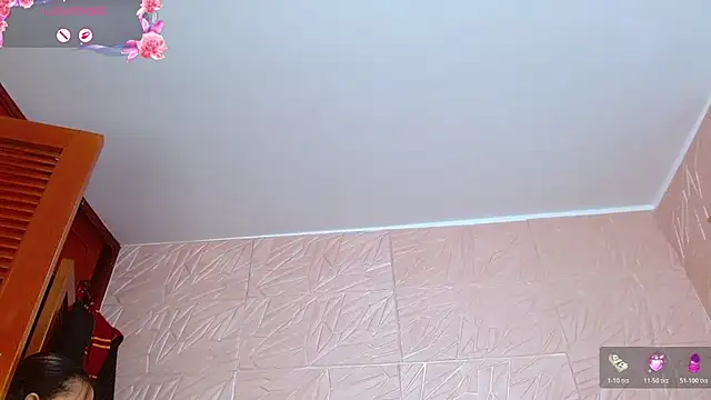 Snapshot of kendallsweet7 chatting on December 4, 2:04 pm kendallsweet7 online show from December 4, 2:04 pm