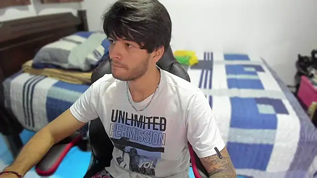 justin stark7 online show from December 11, 11:54 pm