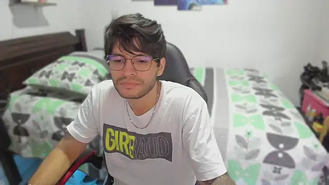 justin stark7 online show from February 20, 10:59 pm