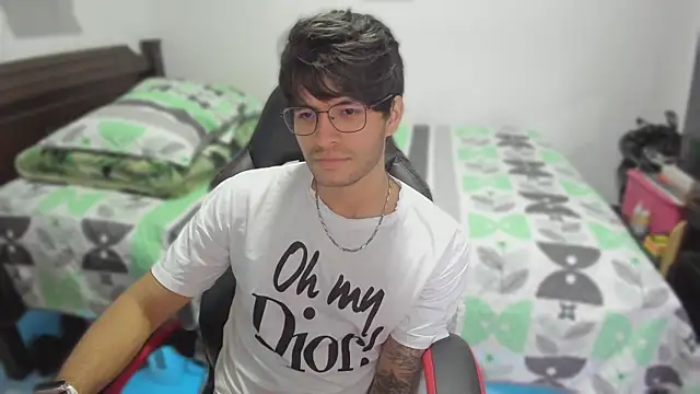 justin stark7 online show from March 2, 10:59 pm