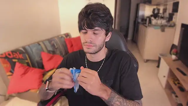 justin stark7 online show from October 1, 11:22 pm